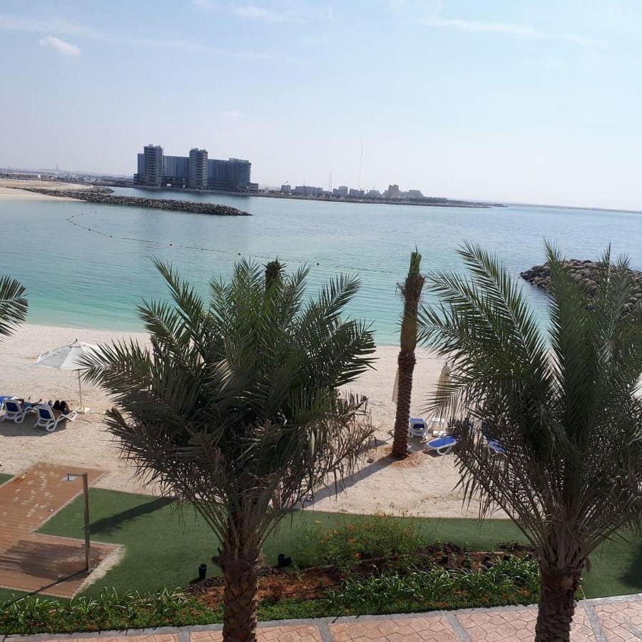 2 Bedroom Deluxe Beach Apartment Al Marjan Rász el-Haima Kültér fotó